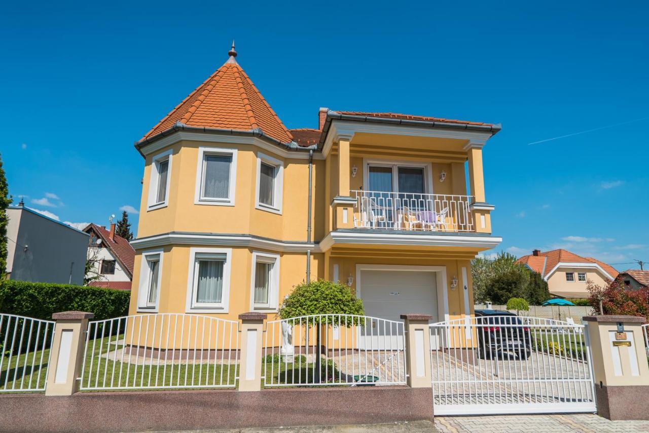 Korponyi Villa Шіофок Екстер'єр фото