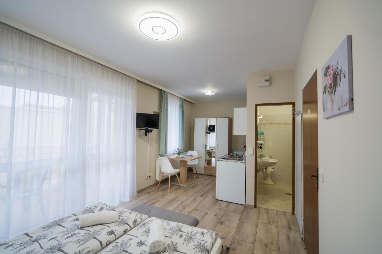 Korponyi Villa Шіофок Екстер'єр фото
