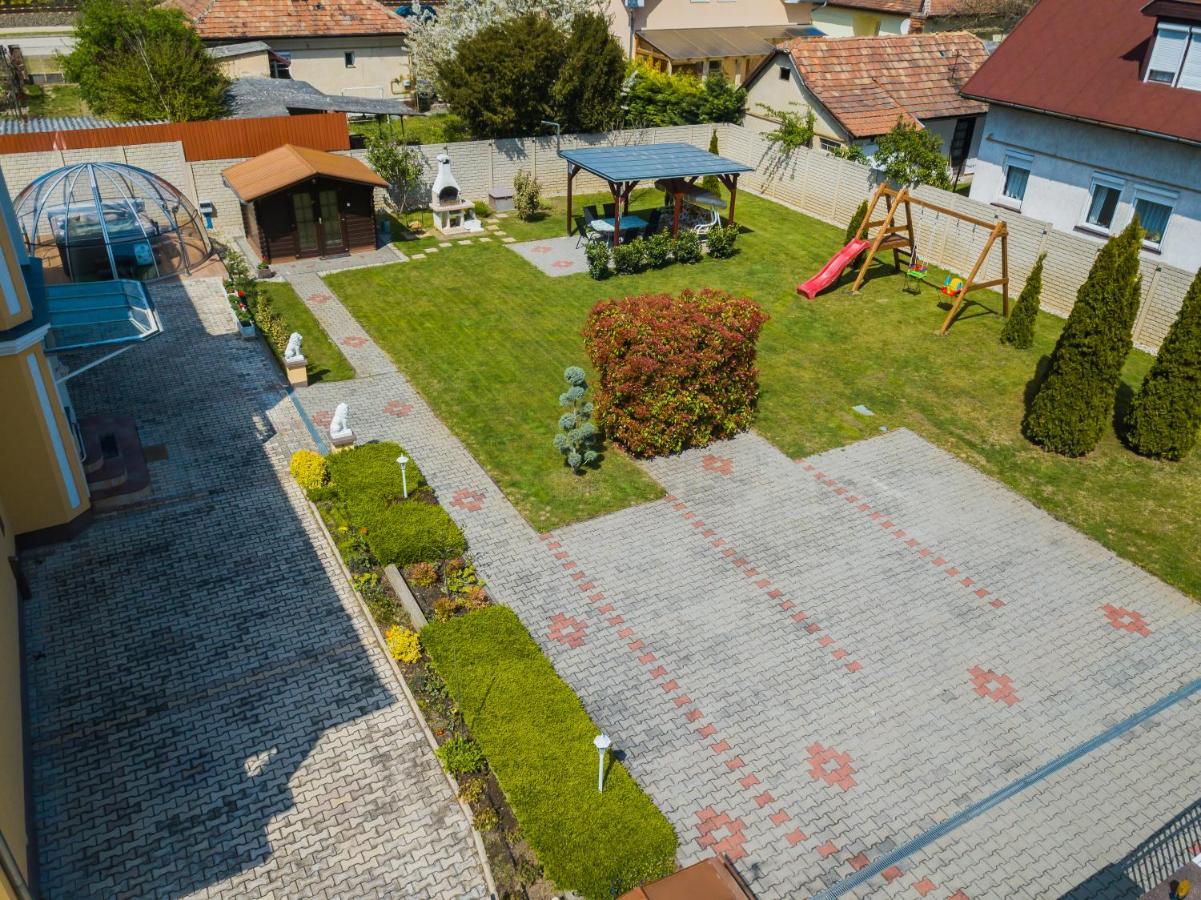 Korponyi Villa Шіофок Екстер'єр фото