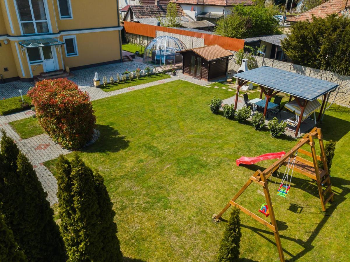Korponyi Villa Шіофок Екстер'єр фото